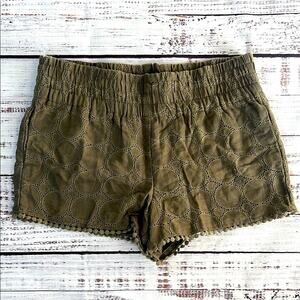 Jolt Olive Green Boho Shorts size Large